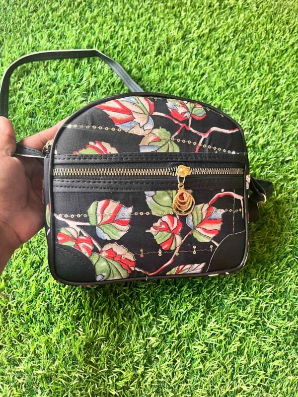 Kalmkari Sling bag Design - 1